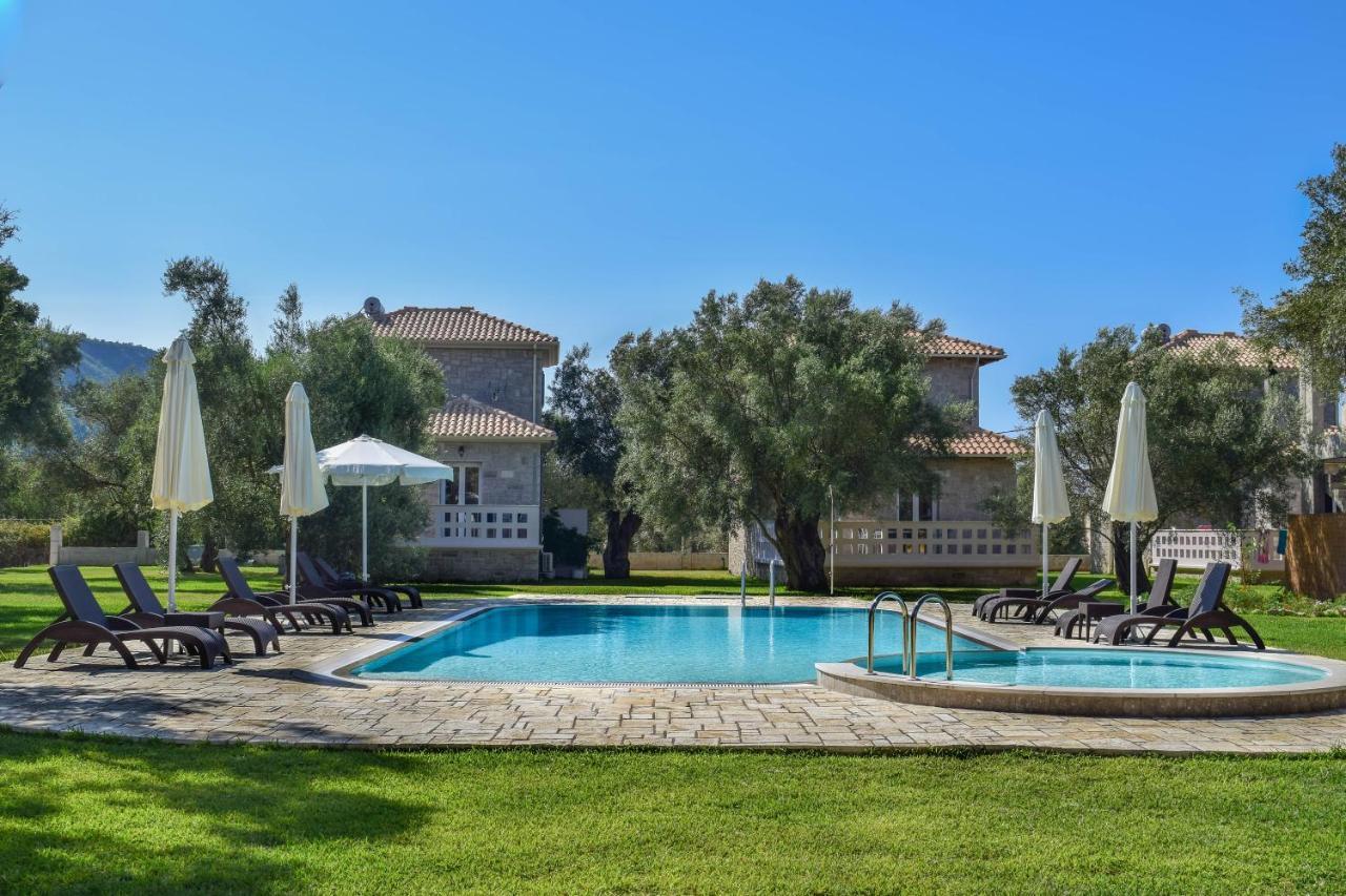 Villa *Drosia*/5' From Town & Sea/Mountain View Frinion Bagian luar foto