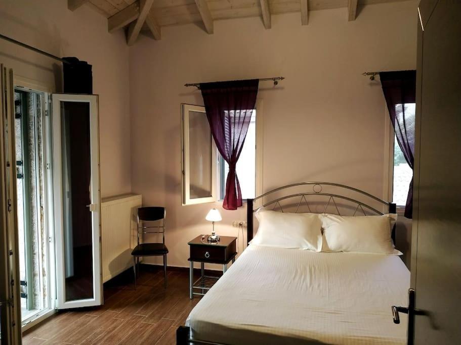 Villa *Drosia*/5' From Town & Sea/Mountain View Frinion Bagian luar foto