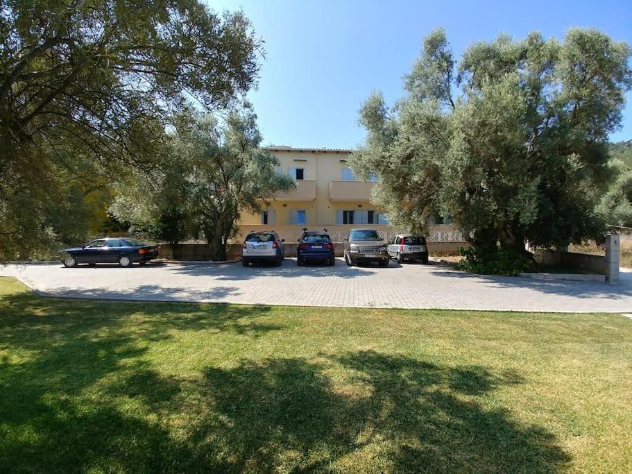 Villa *Drosia*/5' From Town & Sea/Mountain View Frinion Bagian luar foto