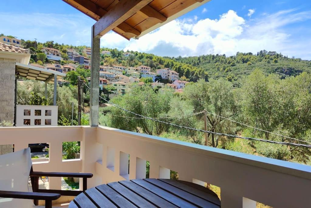Villa *Drosia*/5' From Town & Sea/Mountain View Frinion Bagian luar foto